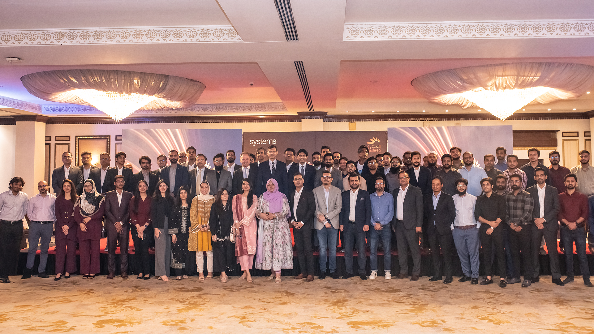 Mashreq and Systems Limited Expand Strategic Partnership to Advance Digital Banking 